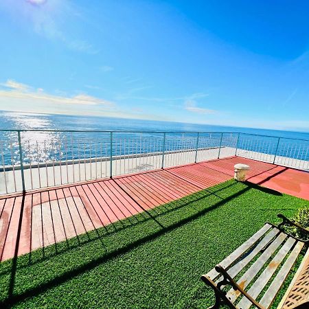 Suite Sunset 22 - Fronte Mare サンレモ エクステリア 写真