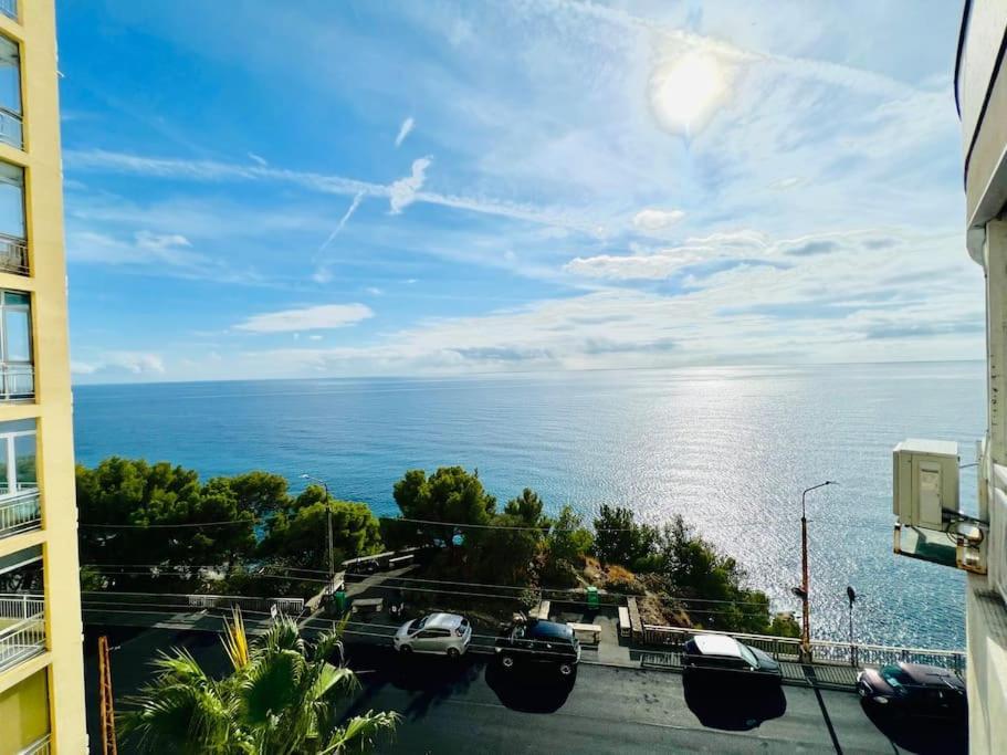 Suite Sunset 22 - Fronte Mare サンレモ エクステリア 写真